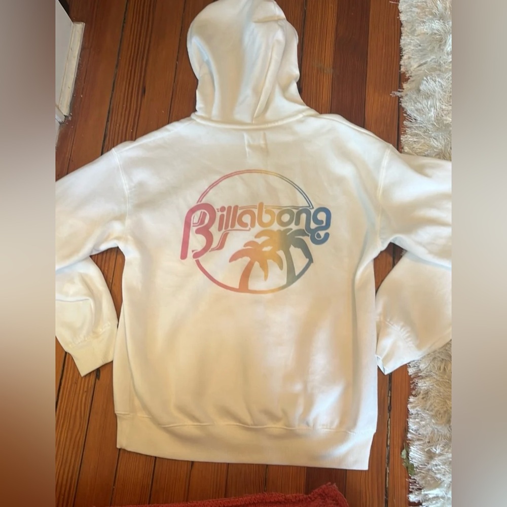 White billabong hoodie sweatshirt, size medium